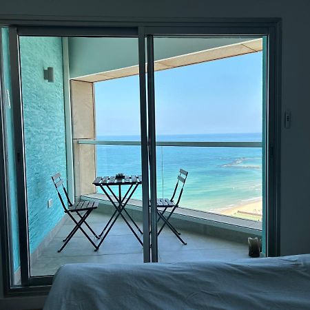 Beachfront Apartment Bat Yam Luaran gambar